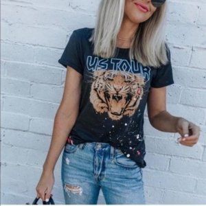 Chaser US Tour Roaring Tiger Concert Paint Tee XS